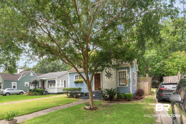 164 Mohawk Street Mobile, AL 36606 - Photo 2 of 24