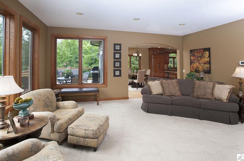 5520 Jean Duluth Road Duluth, MN 55803 - Photo 6 of 17 Living Room