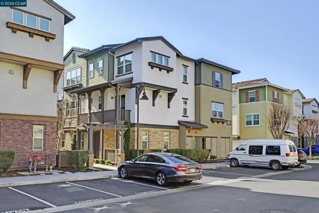 $1,098,000 | 3126-3126 Aran Way, Dublin, CA 94568