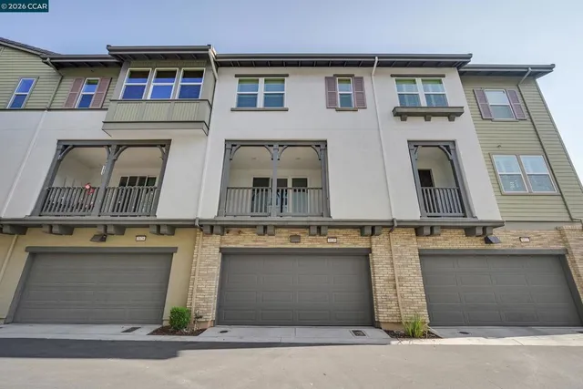 $1,098,000 | 3126-3126 Aran Way, Dublin, CA 94568