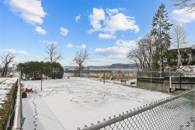 $525,000 | 504 Kemeys Cove, Unit 504, Briarcliff Manor, NY 10510