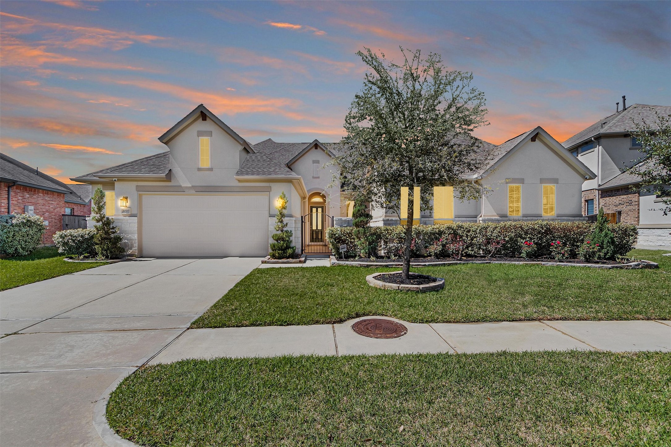 This beautiful home is on one of the larger lots in Laurel Park. The back of the home faces the lake for spectacular sunset and sunrise views.