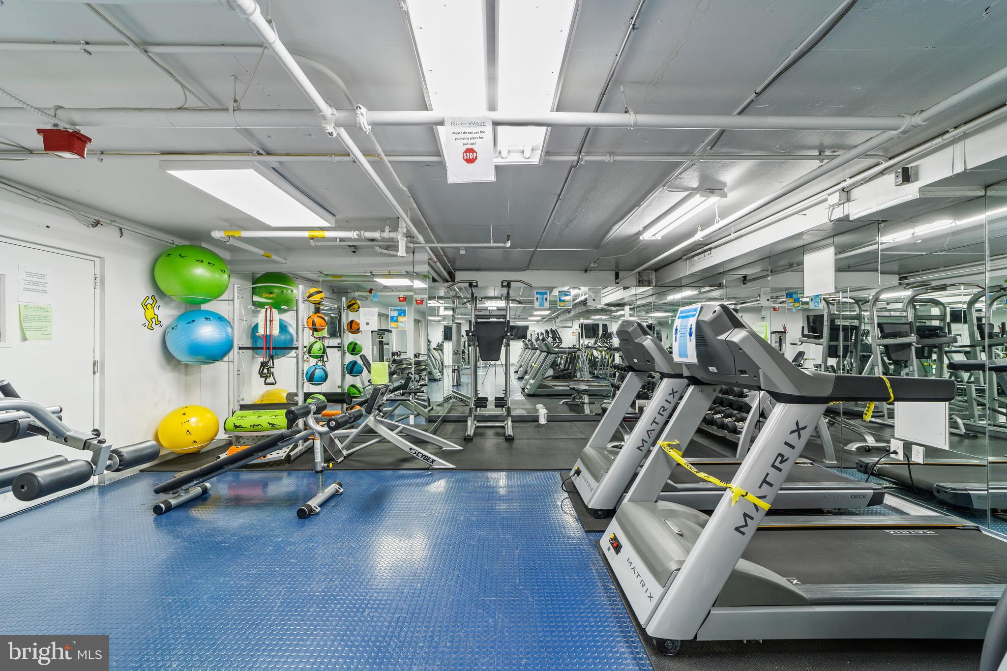 2101 Chestnut Street, Unit 415A Philadelphia, PA 19103 - Photo 12 of 20 a view of a room with gym equipment