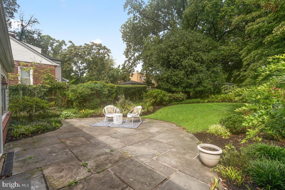 813 Bonifant Street Silver Spring, MD 20910 - Photo 25 of 32 Gallery Image 25