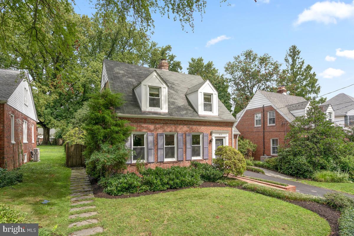 813 Bonifant Street Silver Spring, MD 20910 - Photo 31 of 32 Gallery Image 31