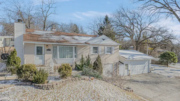 $304,900 | 35049 North Edgewater Lane, Ingleside, IL 60041