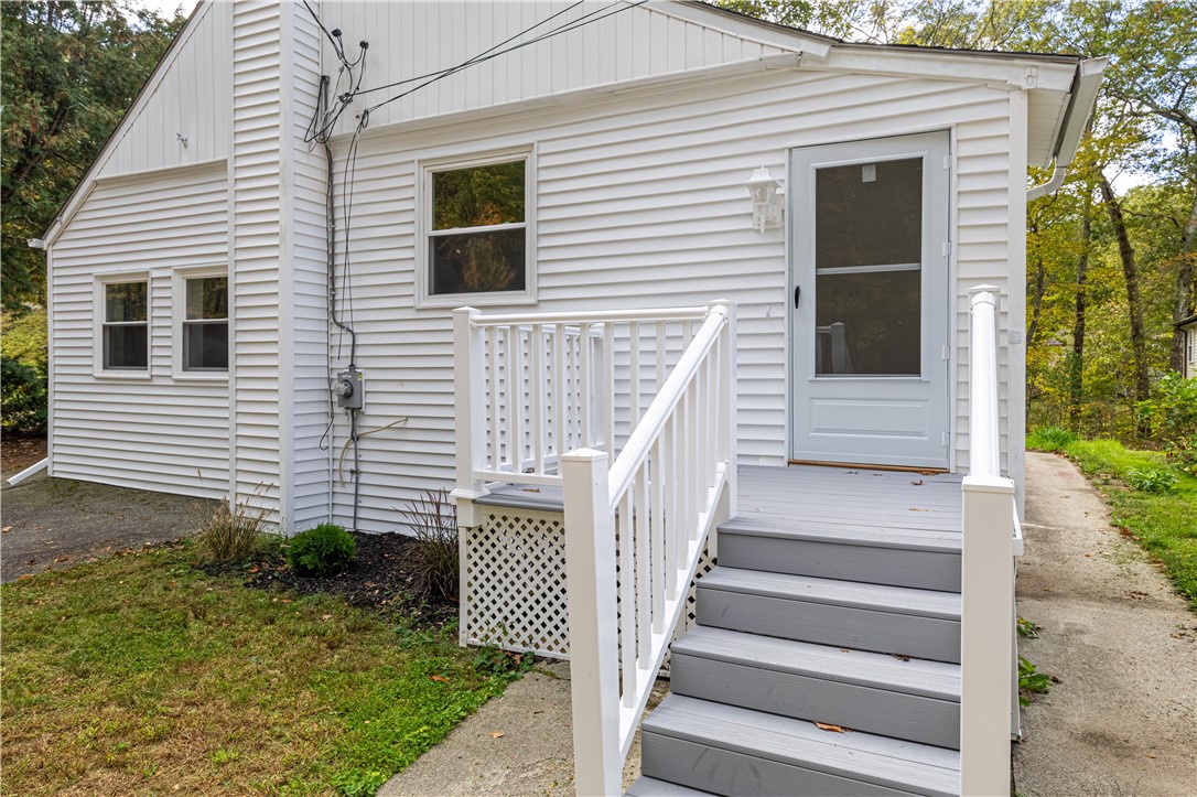 53 Griswold Street Glocester, RI 02814 - Photo 2 of 18