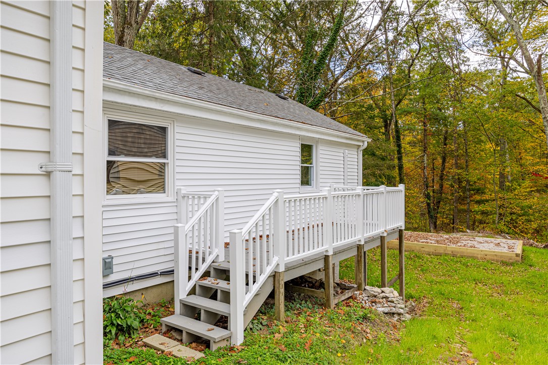 53 Griswold Street Glocester, RI 02814 - Photo 3 of 18