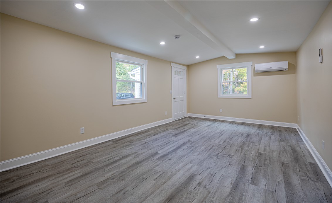 53 Griswold Street Glocester, RI 02814 - Photo 7 of 18