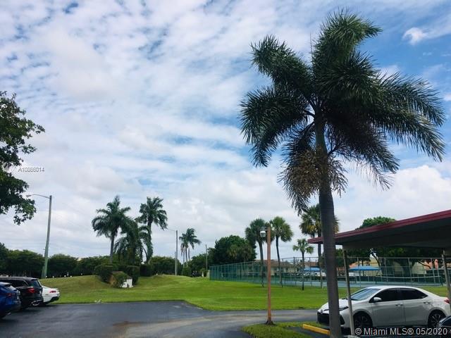 23344 Carolwood Lane, Unit 409 Boca Raton, FL 33428 - Photo 10 of 12