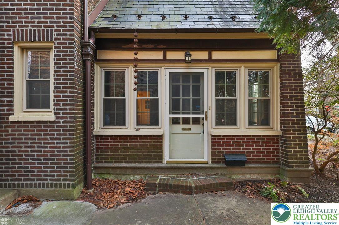 1808 Sycamore Street Bethlehem, PA 18017 - Photo 4 of 55 a front view of a house with a yard