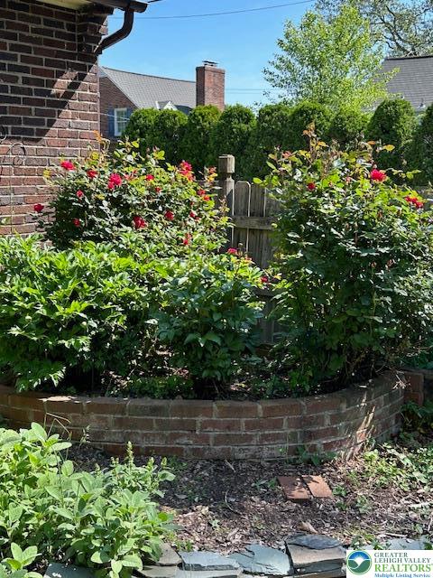 1808 Sycamore Street Bethlehem, PA 18017 - Photo 47 of 55 a view of a garden with flowers