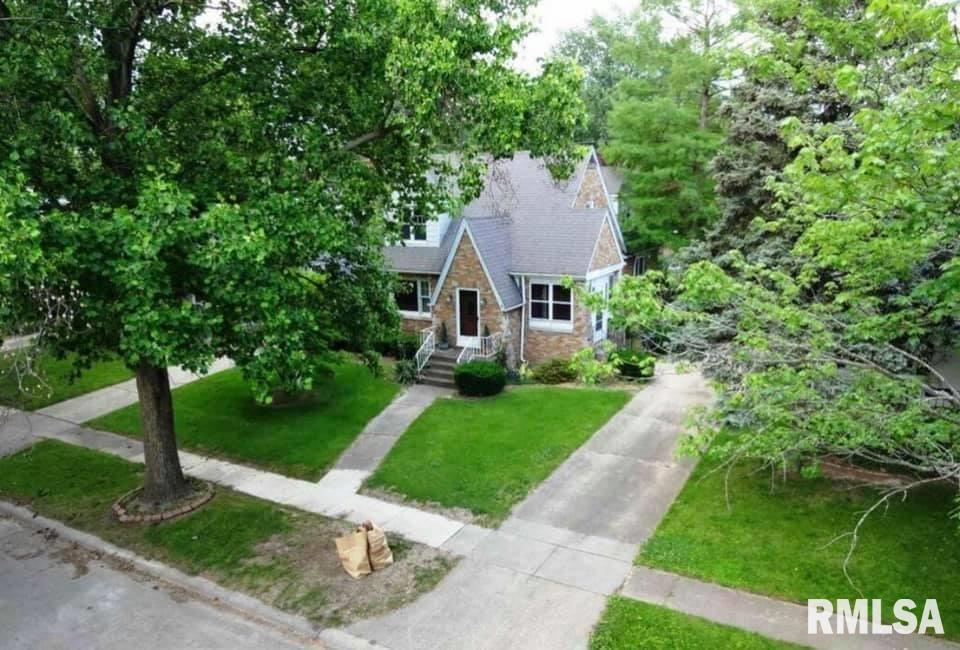 2108 Marland Street Springfield, IL 62702 - Photo 1 of 15