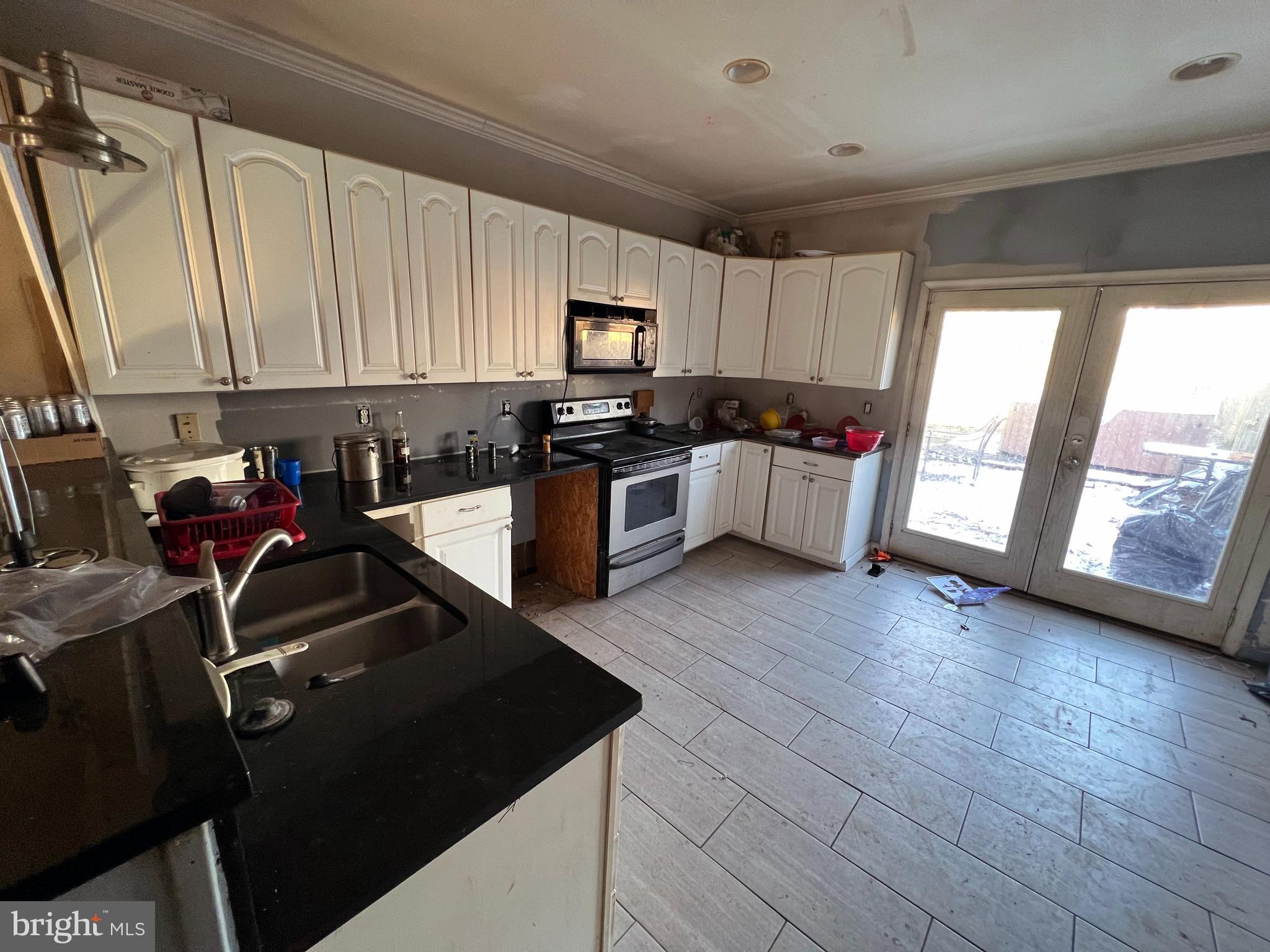 1117 Haverhill Road Baltimore, MD 21229 - Photo 7 of 28 Gallery Image 7