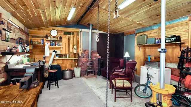 $195,000 | 121 West Andrus Avenue, Opelousas, LA 70570