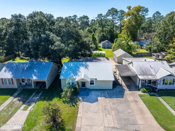 $170,000 | 121 West Andrus Avenue, Opelousas, LA 70570