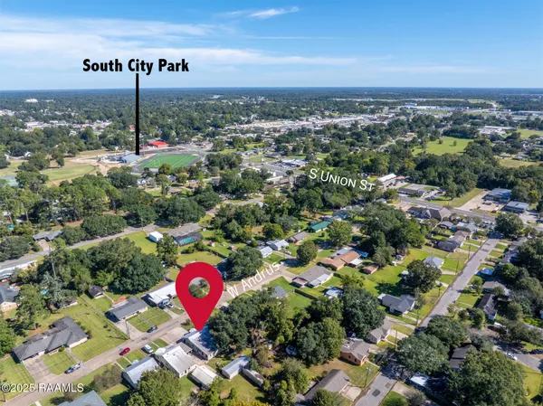 $170,000 | 121 West Andrus Avenue, Opelousas, LA 70570