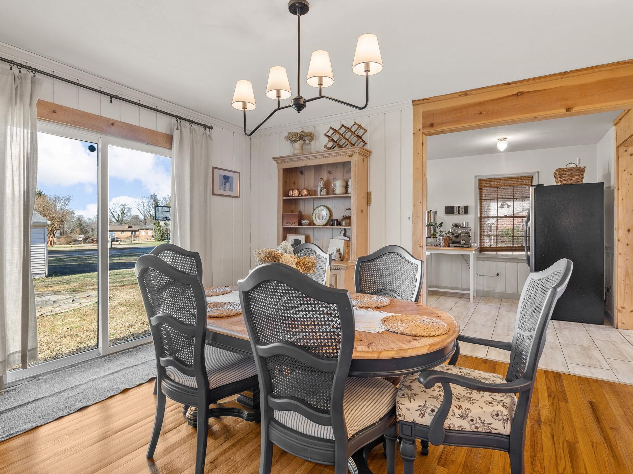 3998 Dale Court Boiling Springs, SC 29316 - Photo 12 of 50