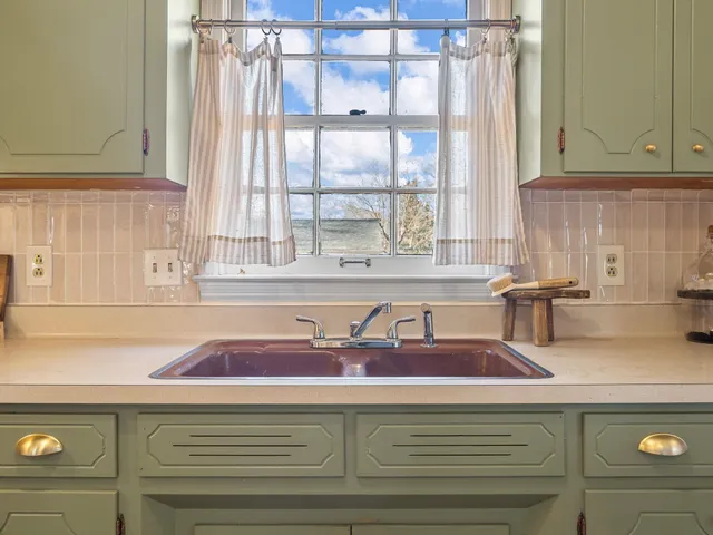 $290,000 | 3998 Dale Court, Boiling Springs, SC 29316