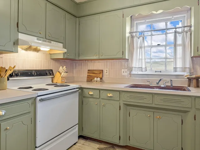 $290,000 | 3998 Dale Court, Boiling Springs, SC 29316