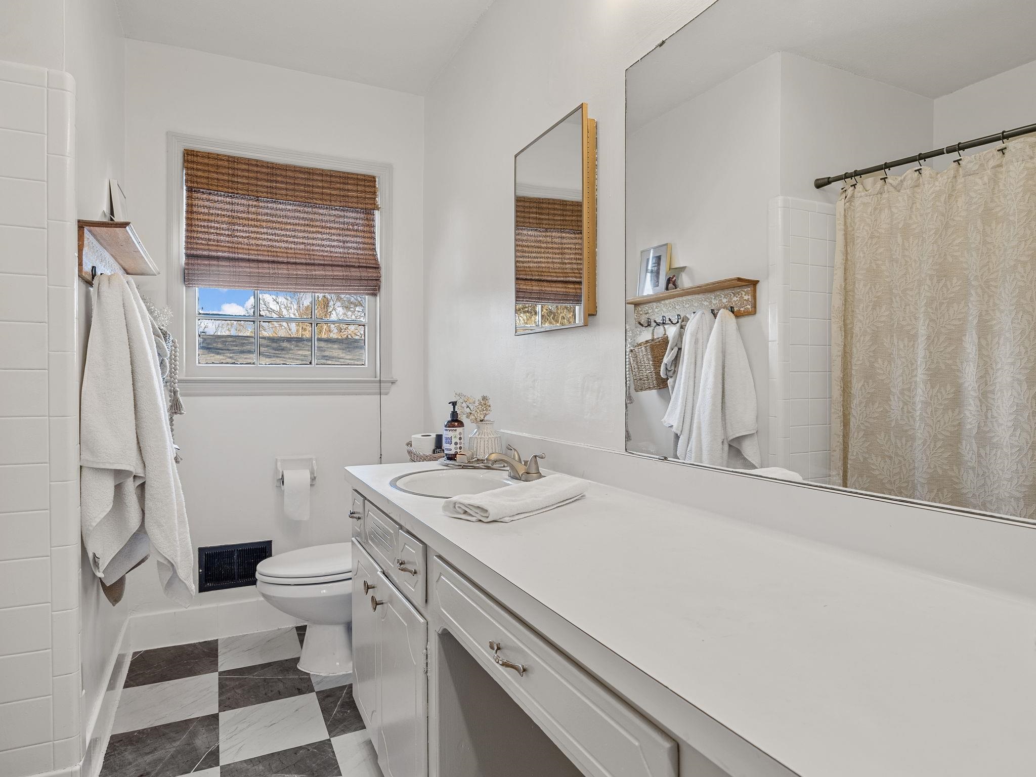 3998 Dale Court Boiling Springs, SC 29316 - Photo 30 of 50