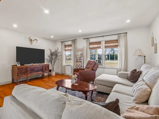 $290,000 | 3998 Dale Court, Boiling Springs, SC 29316