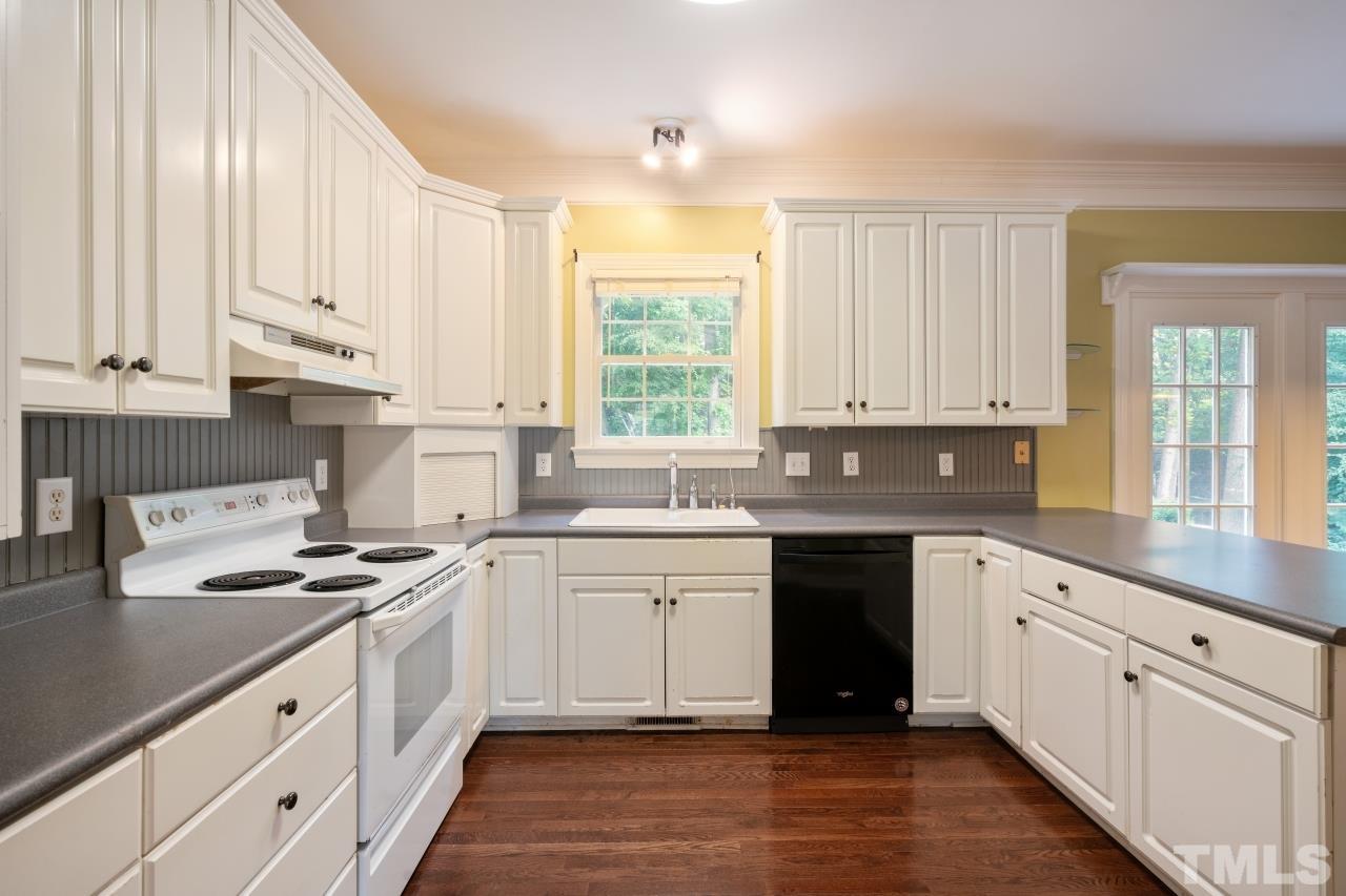 7509 Venture Court Raleigh, NC 27615 - Photo 7 of 28