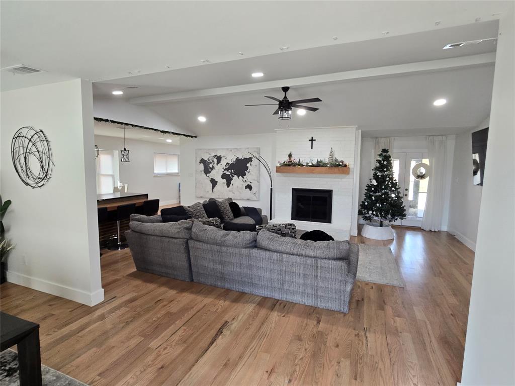 5509 Edgewater Circle Rowlett, TX 75088 - Photo 2 of 24