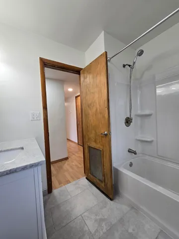 $2,550 | 7230 Beech Avenue, Hammond, IN 46324