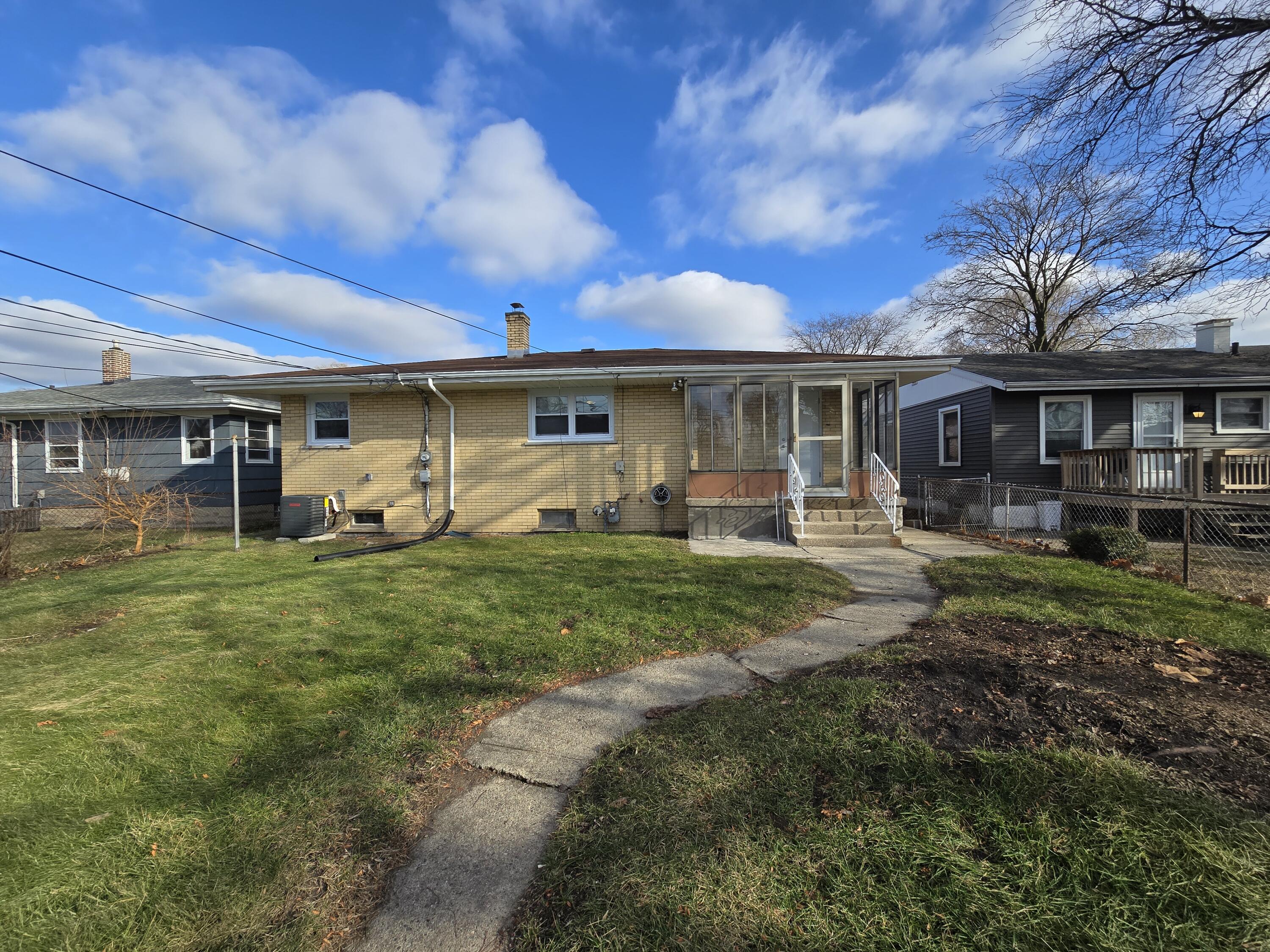 7230 Beech Avenue Hammond, IN 46324 - Photo 38 of 42 3000x2250