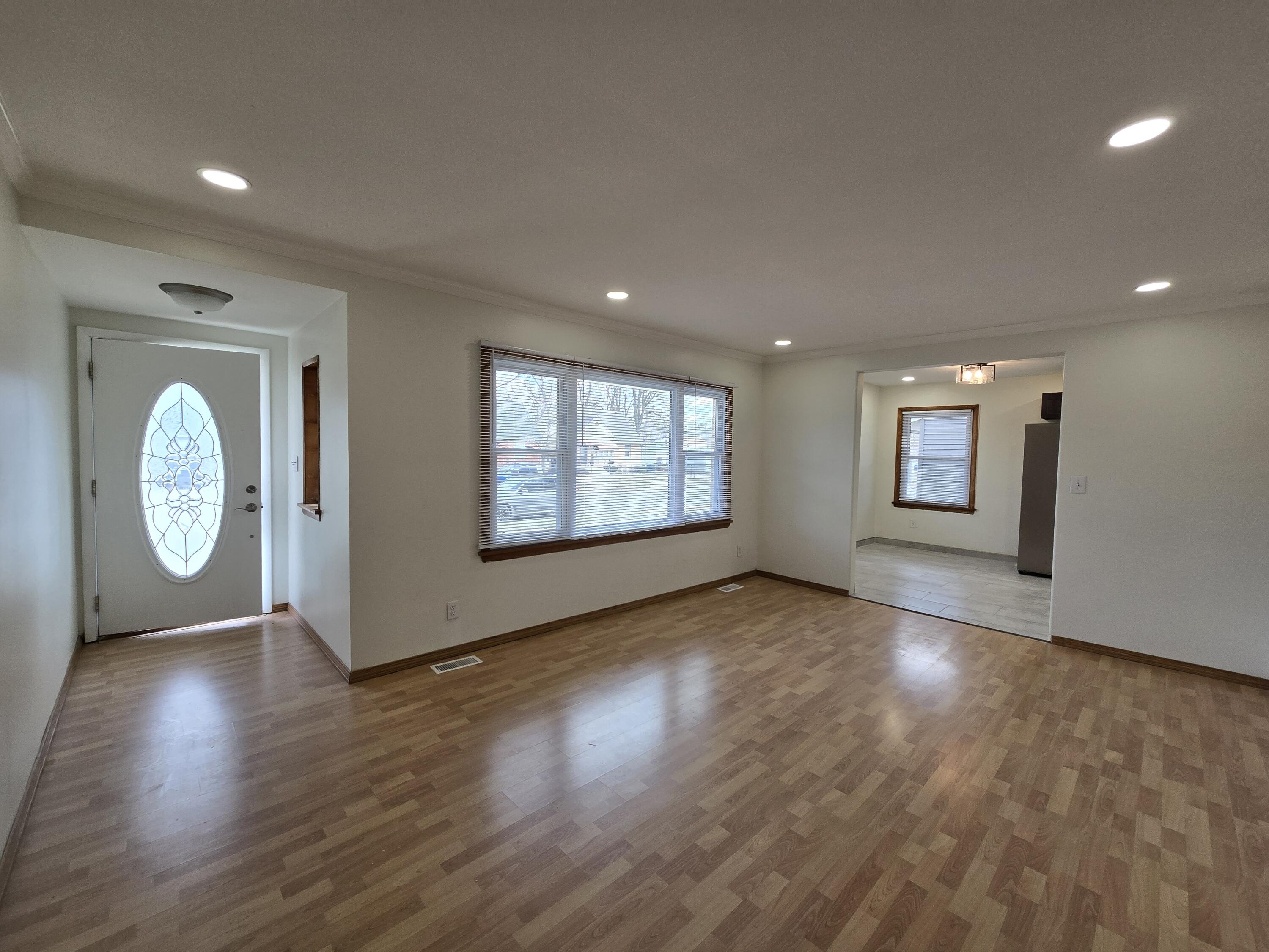 7230 Beech Avenue Hammond, IN 46324 - Photo 4 of 42 3000x2250