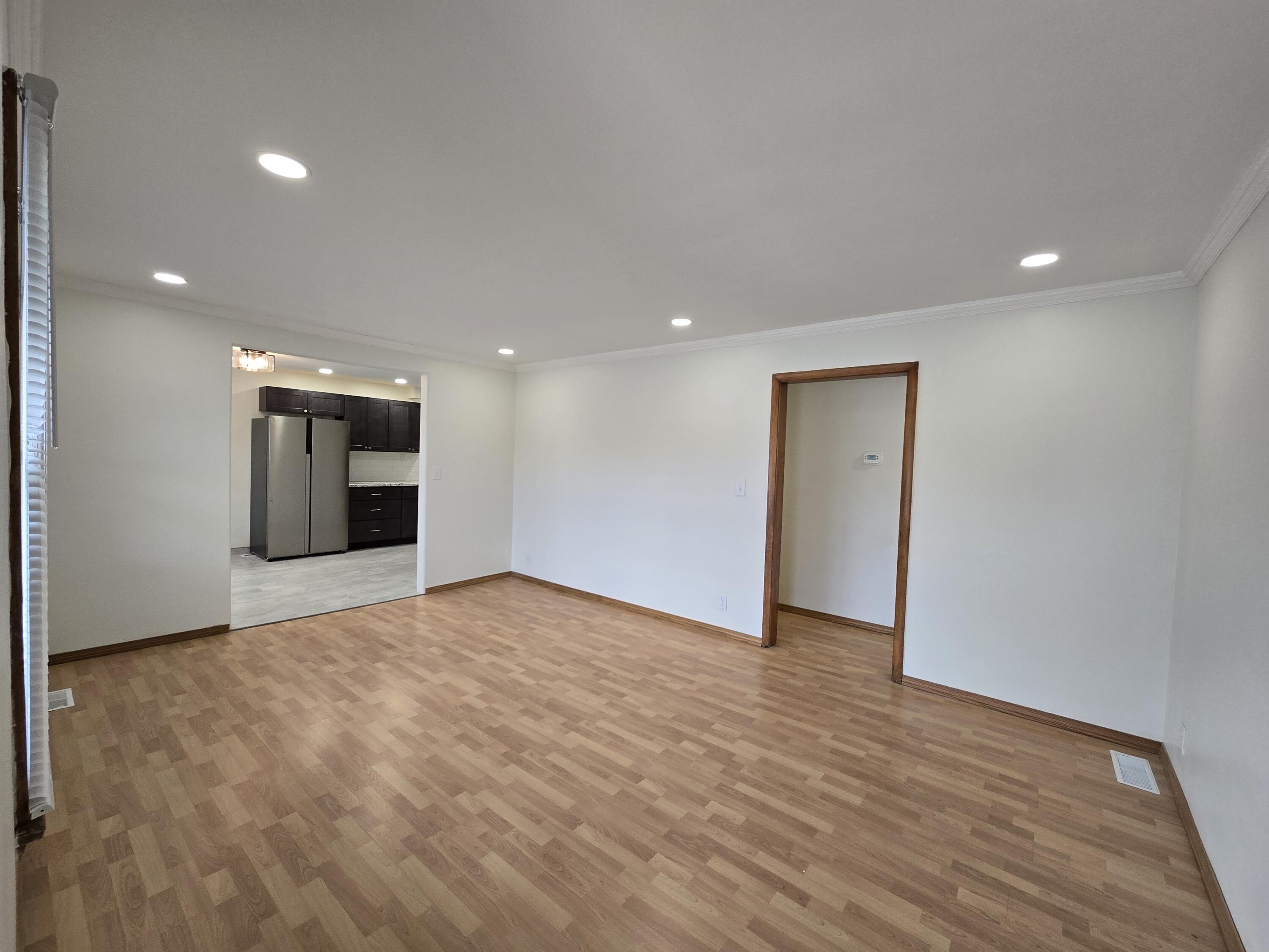 7230 Beech Avenue Hammond, IN 46324 - Photo 5 of 42 3000x2250