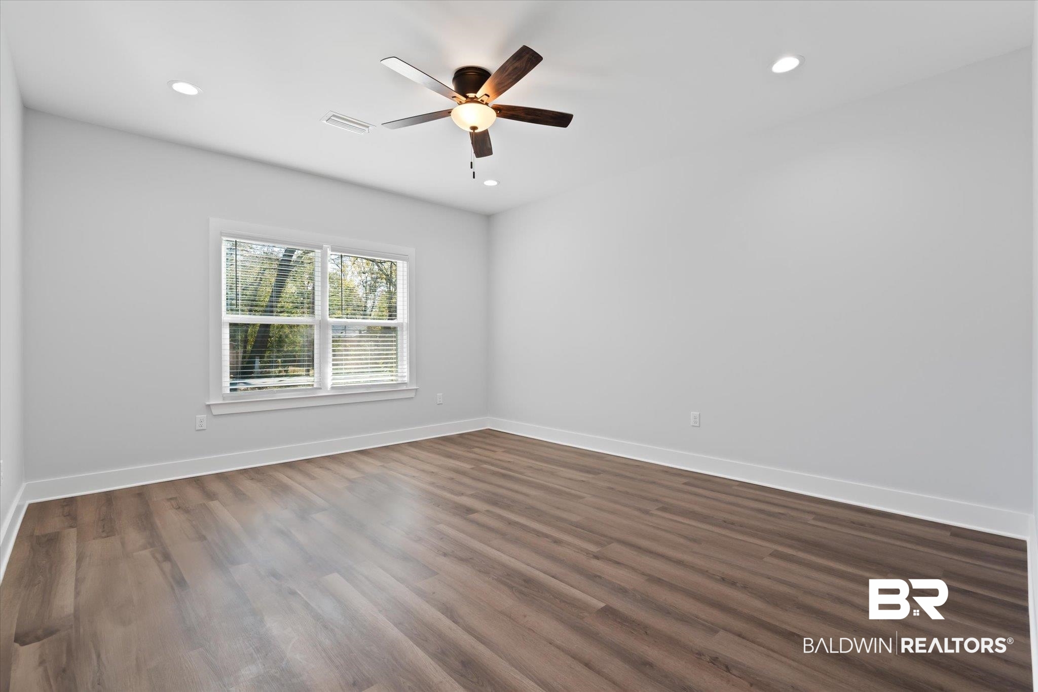 18151 Hoiles Street Robertsdale, AL 36567 - Photo 8 of 23