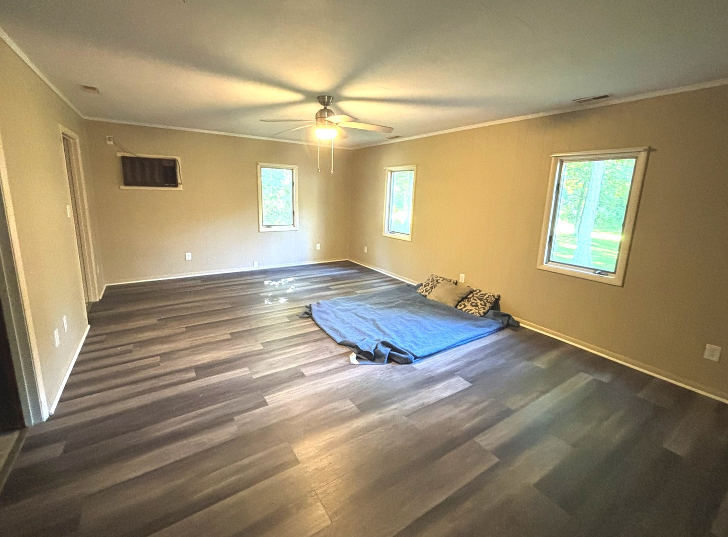 4248 Church Road Salem, IL 62881 - Photo 7 of 17