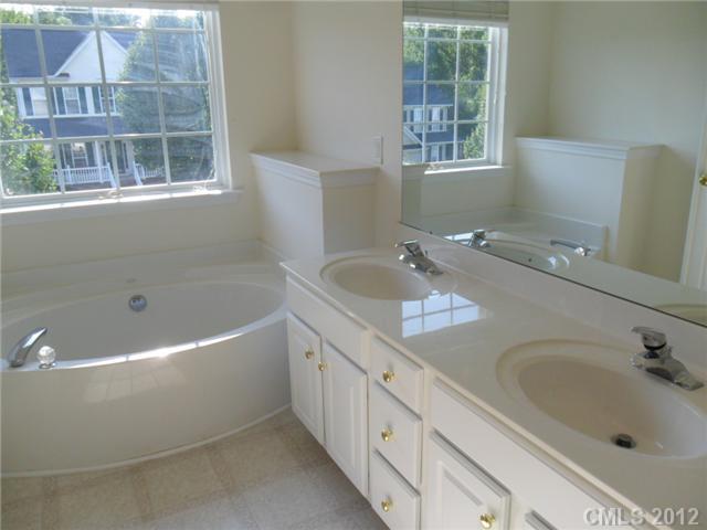 3757 Leela Palace Way Fort Mill, SC 29708 - Photo 8 of 10 Gallery Image 8