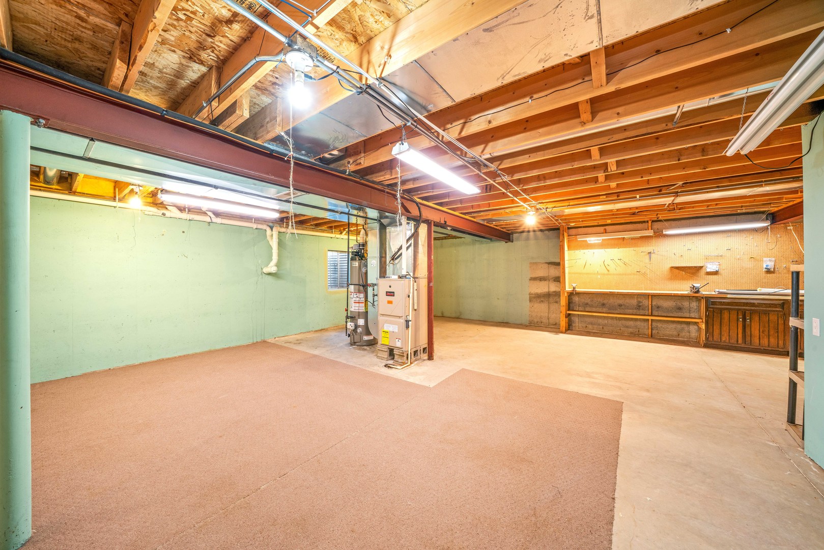 3970 East 2259th Road Serena, IL 60549 - Photo 20 of 39 a view of a room with gym equipment