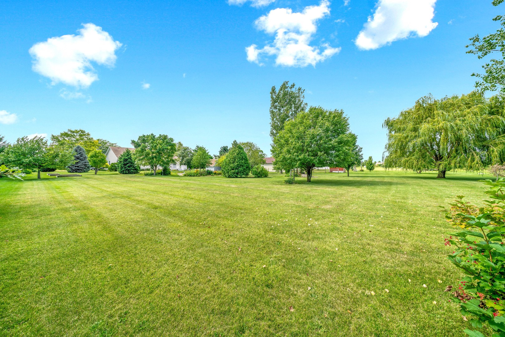 3970 East 2259th Road Serena, IL 60549 - Photo 28 of 39 a view of a green field