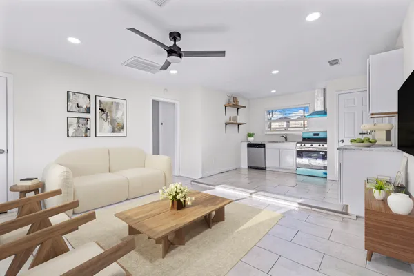 $1,650 | 10602 Buffum Street, Houston, TX 77051