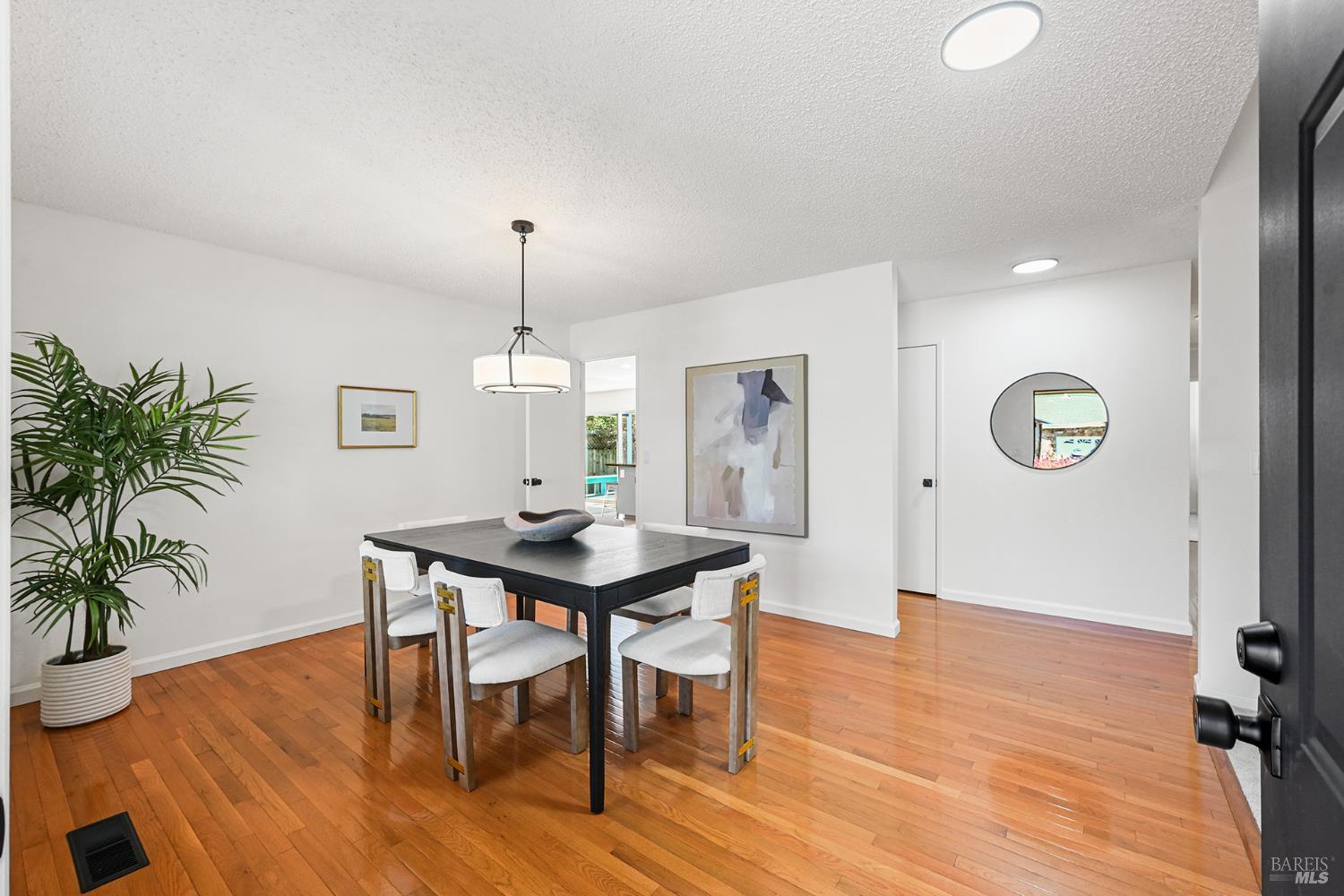 501 Firelight Drive Santa Rosa, CA 95403 - Photo 5 of 49