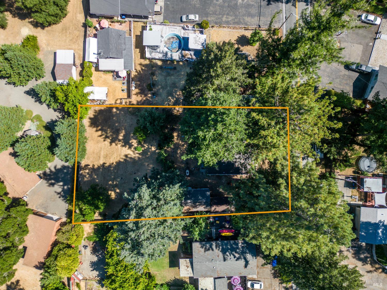 1301 Knob Hill Road Ukiah, CA 95482 - Photo 22 of 26