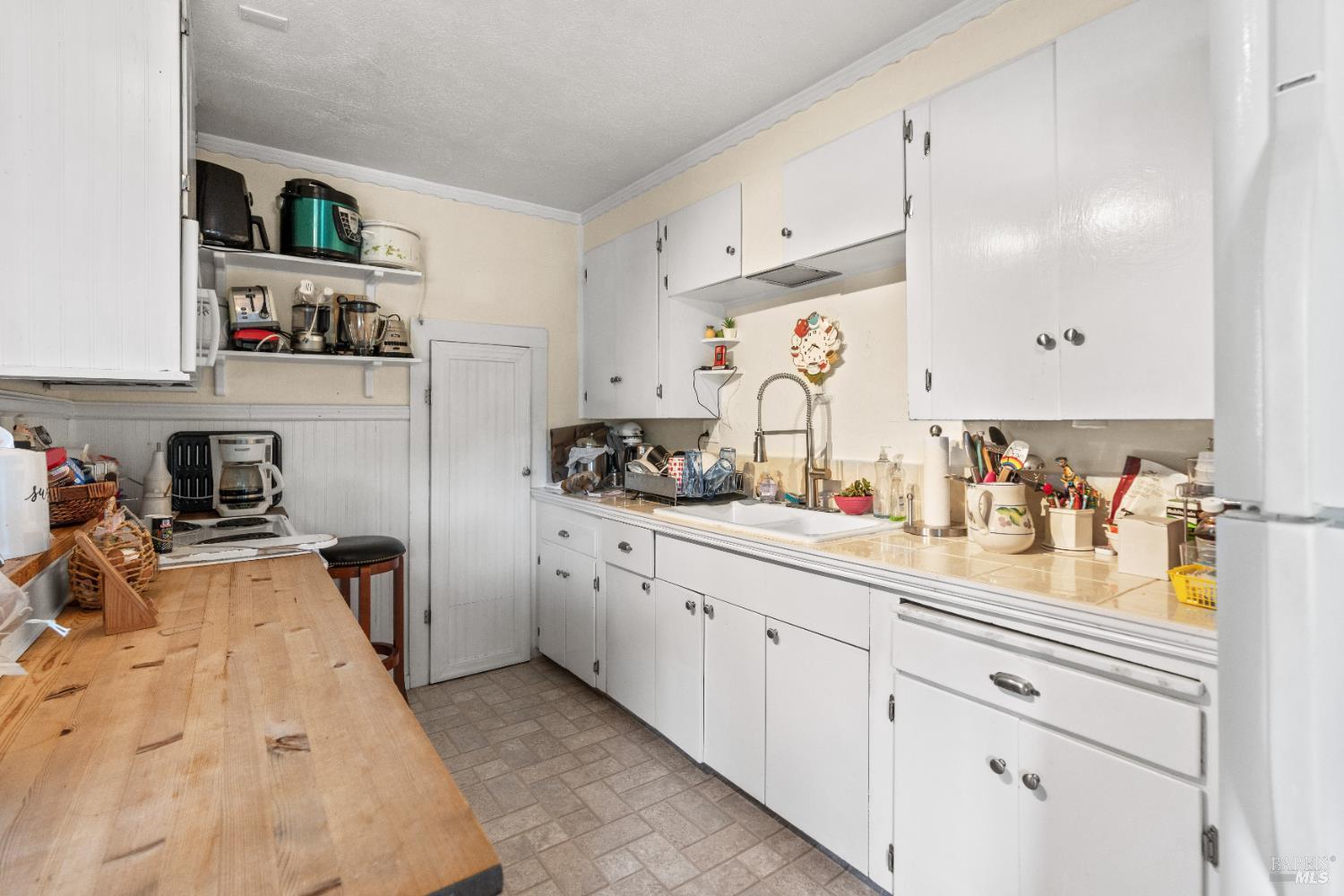 1301 Knob Hill Road Ukiah, CA 95482 - Photo 4 of 26