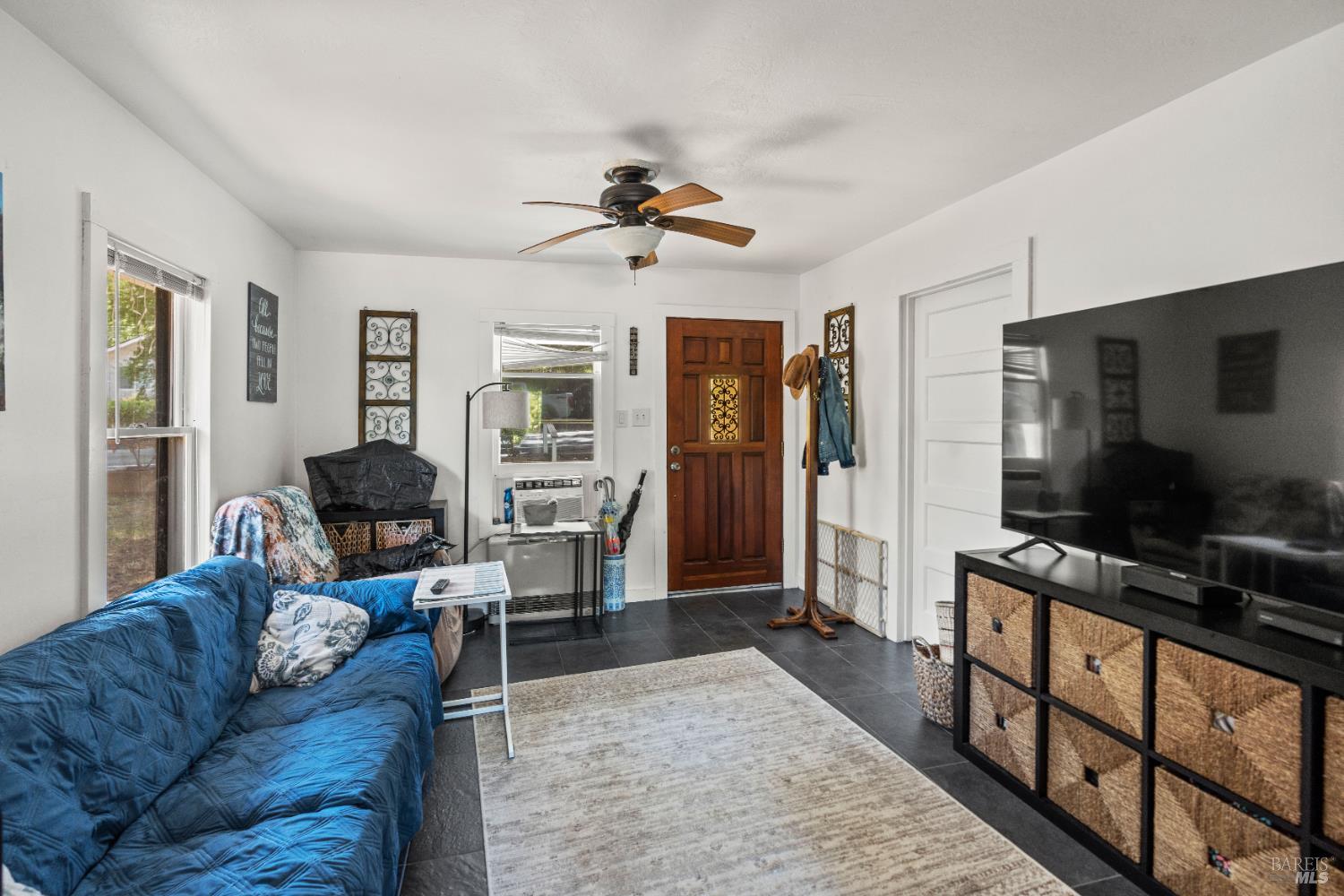 1301 Knob Hill Road Ukiah, CA 95482 - Photo 9 of 26