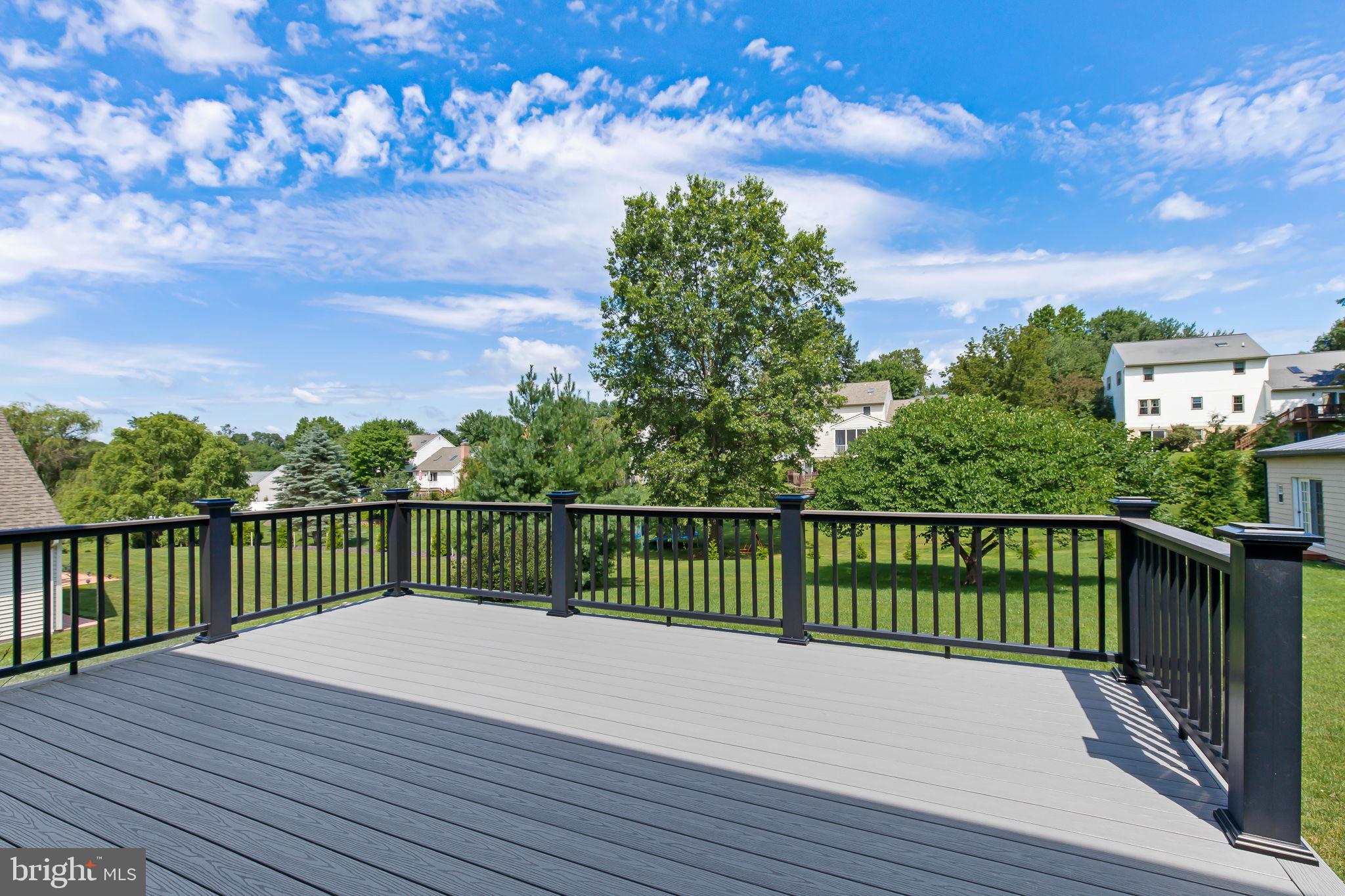 207 Queens Gate Road Lititz, PA 17543 - Photo 28 of 35 Over sized rear deck