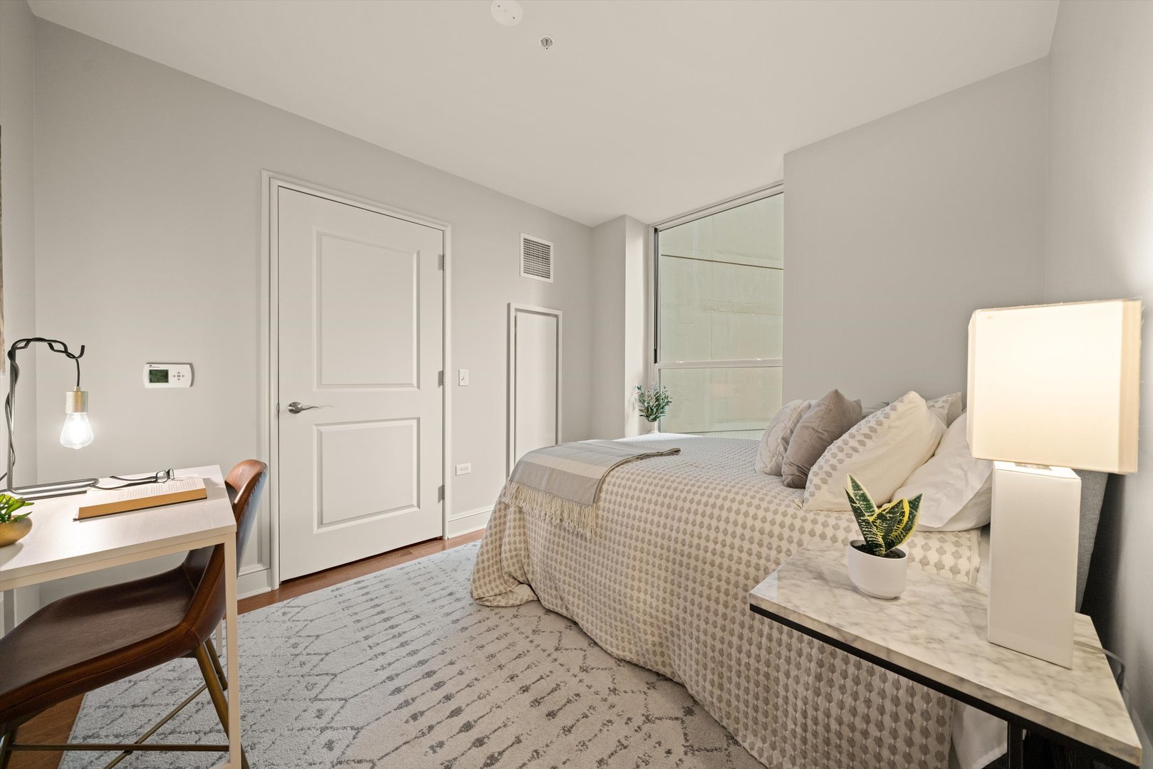 850 North Lake Shore Drive, Unit 801 Chicago, IL 60611 - Photo 16 of 24