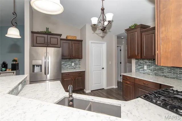 $600,000 | 1151 Illiniwek Drive, Mascoutah, IL 62258