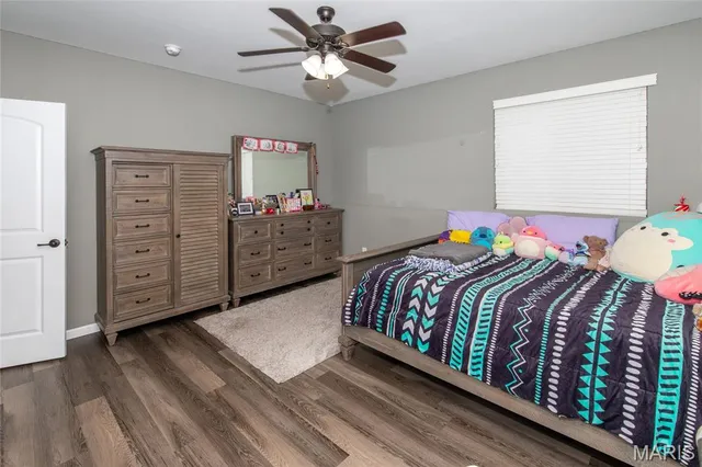 $585,000 | 1151 Illiniwek Drive, Mascoutah, IL 62258