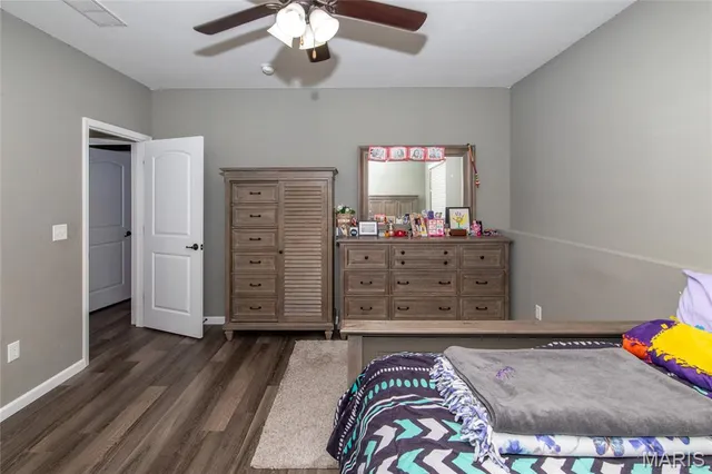 $585,000 | 1151 Illiniwek Drive, Mascoutah, IL 62258