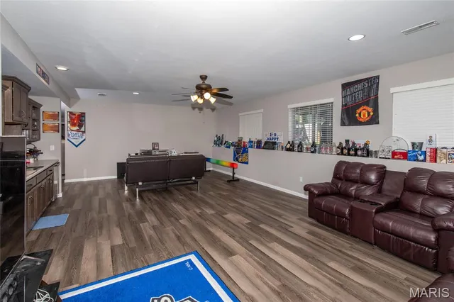 $585,000 | 1151 Illiniwek Drive, Mascoutah, IL 62258