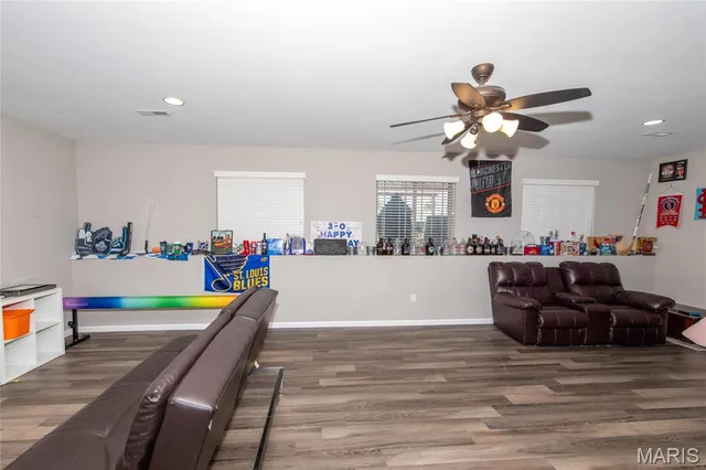 $600,000 | 1151 Illiniwek Drive, Mascoutah, IL 62258