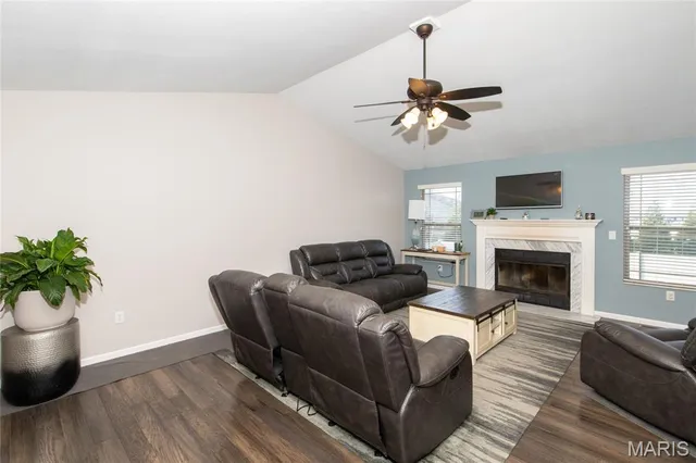 $600,000 | 1151 Illiniwek Drive, Mascoutah, IL 62258